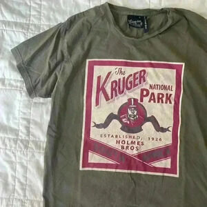 Olive green kruger national park South Africa tee Holmes Bros sz small gorpcore